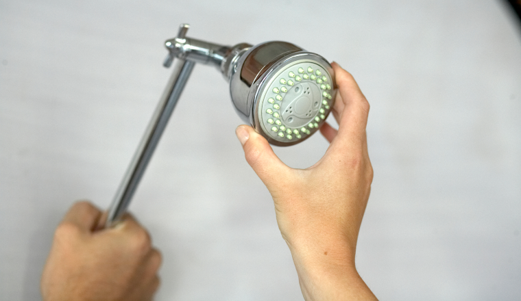 Installing a waterwise showerhead